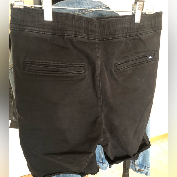 Men’s Hollister black shorts - Picture 2 of 2